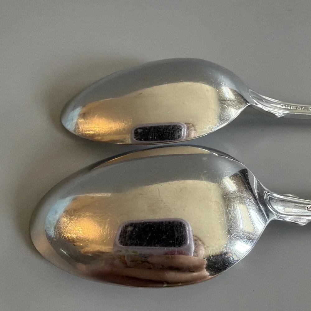 Set of 2 Oneida 